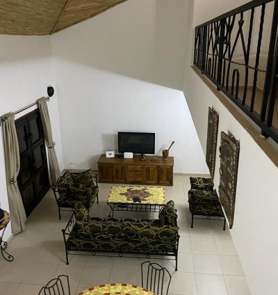 Villa de 4 chambres avec piscine – Résidence Nianing II F.A.I