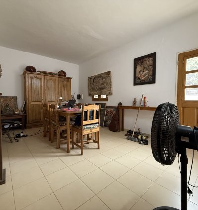 une belle propriété inspiré du pays BASSARI à vendre, à Grand Mbour