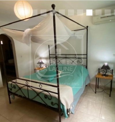 Villa à vendre à NGAPAROU à environ 1km de la mer et proximité de palmaraie