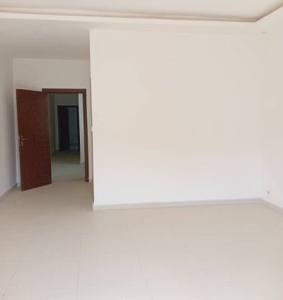 Bel appartement moderne à louer au Mamelle