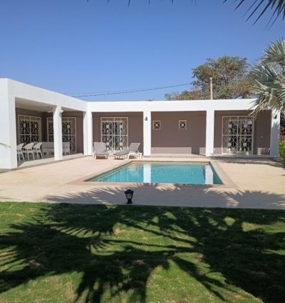 Villa de 205 m² habitables à vendre à NGAPAROU