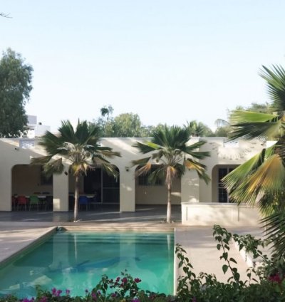 Villa de 300 m² sur 1 112 m² de terrain à vendre à NGAPAROU