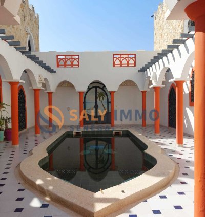 Rèf : VNG351 Riyad contemporain à Ngaparou – Charme marocain, authenticité et confort moderne