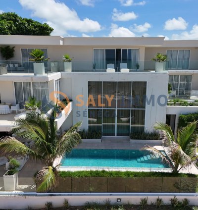 Rèf : VSO362 Villa Pieds dans l’Eau d’Exception – Somone | Luxe Italien & Emplacement Ultra-Premium