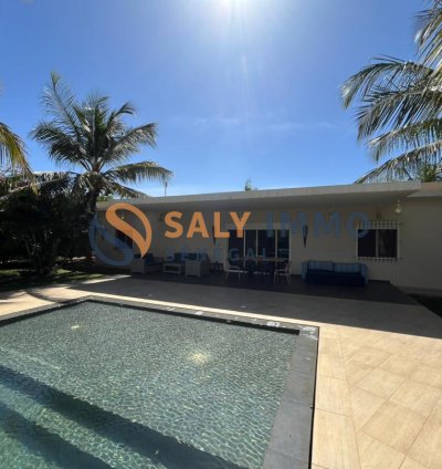 Rèf : VGU363 Villa Contemporaine d’Exception – Domaine Privé à Nguerigne | Espaces, Sérénité et Prestige