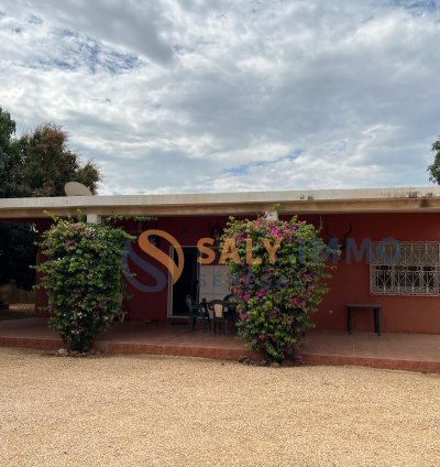 Rèf : VGU409 Villa de plain-pied avec grand terrain – Nguerigne