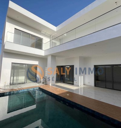 Rèf : VGU410 Villa contemporaine neuve  – Nguerigne