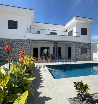 REF : LSA329 Magnifique villa à louer à saly