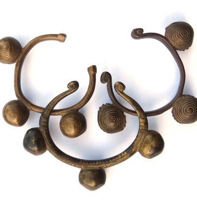 BRACELETS DE CHEVILLE (CÔTE D’IVOIRE)