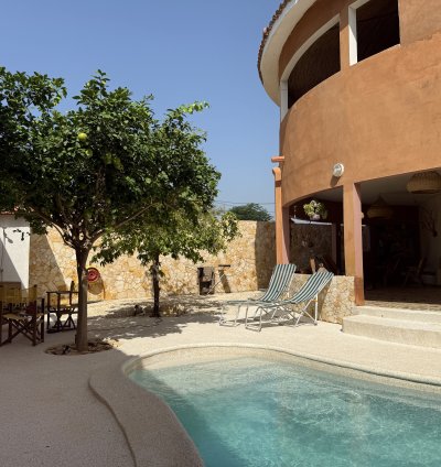 Villa Authentique à vendre, à Popenguine : Investissement Locatif