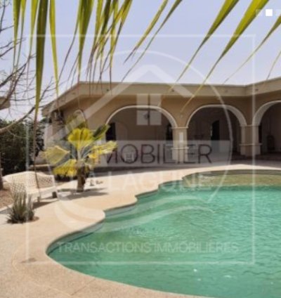 Villa à vendre à NGAPAROU