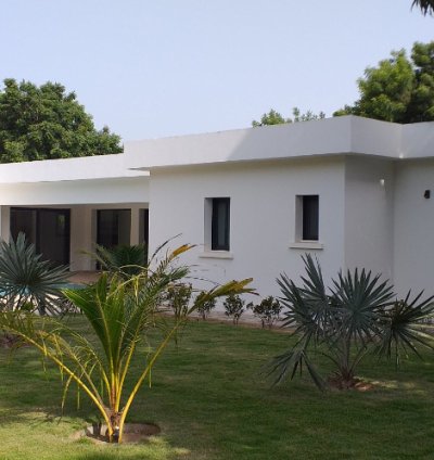 Villa neuve sur un terrain de 1889 m² à  vendre à NGUERIGNE