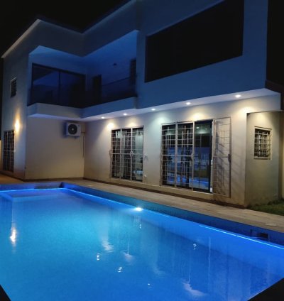 Villa 6 chambres avec piscine - Fort potentiel à vendre à Ngaparou