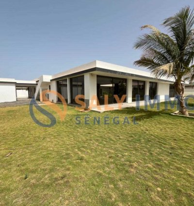 Ref : LNG343 Villa à louer à NGAPAROU