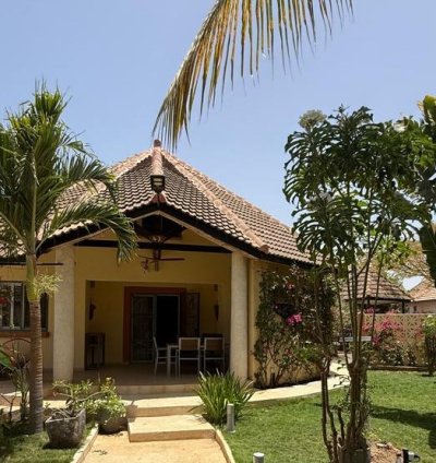 Villa meublée à louer à SALY